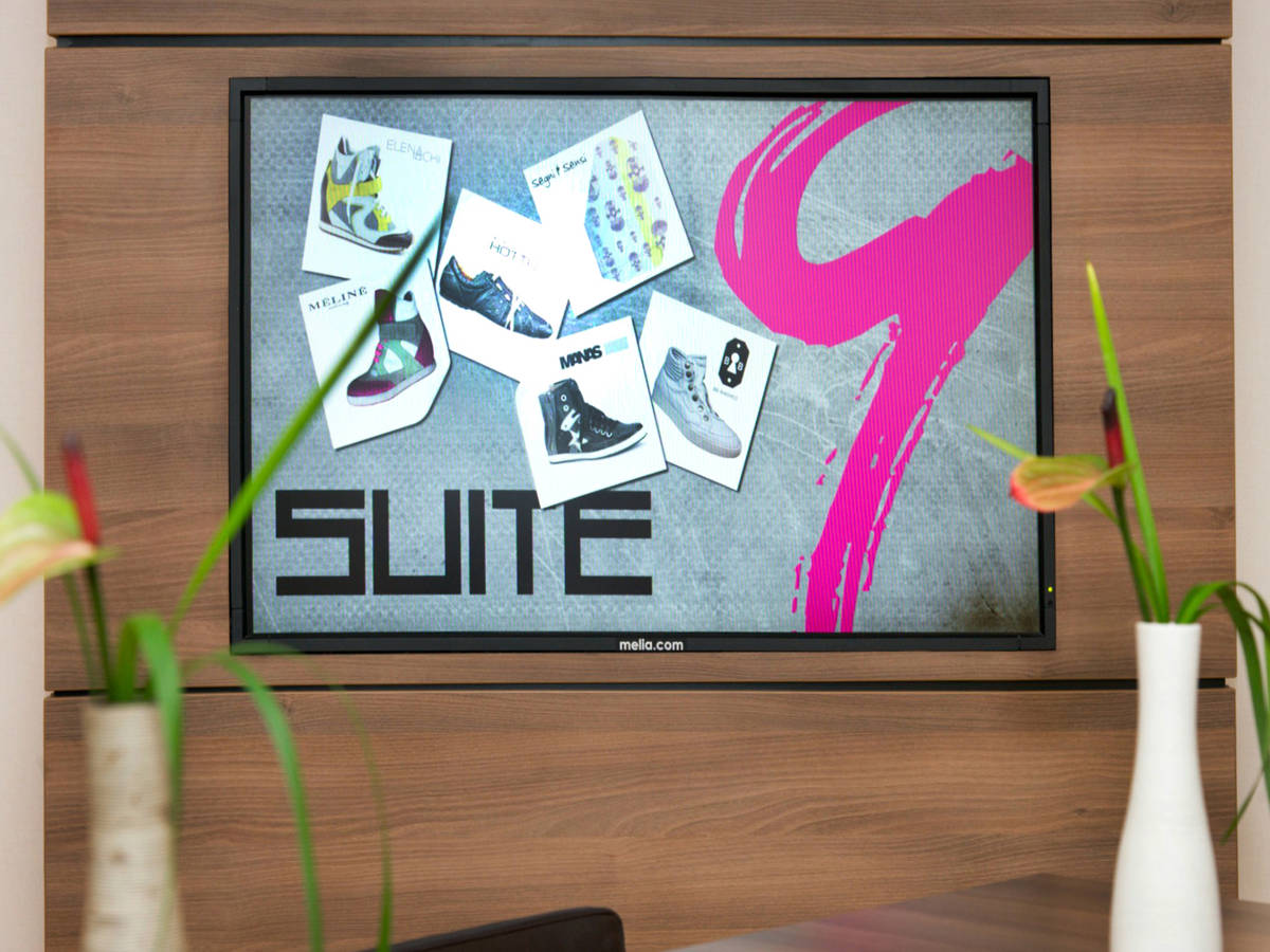 Suite 9